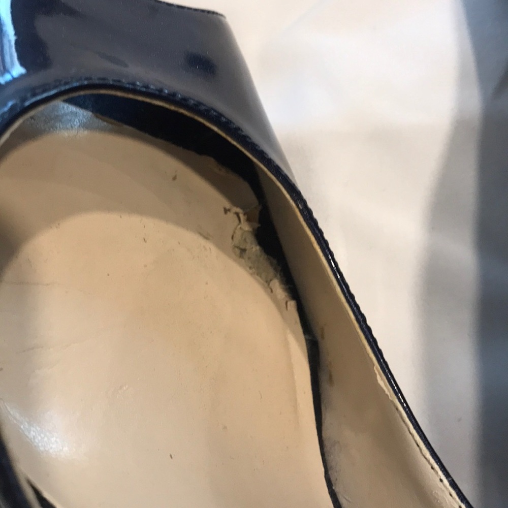 SOLD Kelly & Katie patent leather heels - Picture 11 of 11
